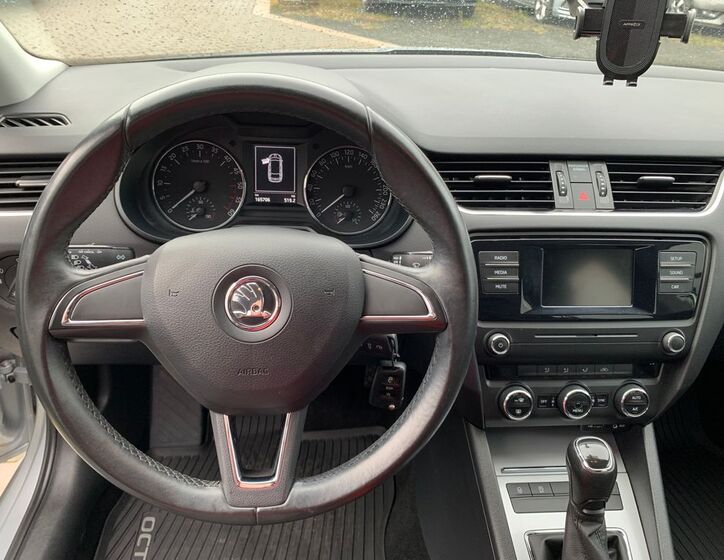Škoda Octavia 12