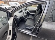 Toyota Yaris 6