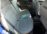 Volkswagen Passat Kombi 1,6 l 74 kw