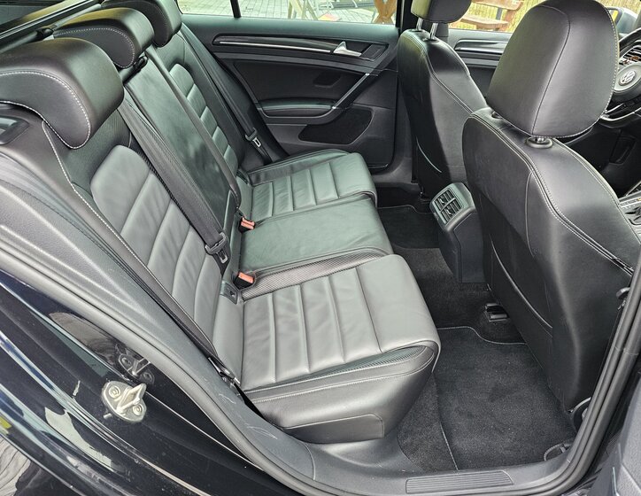 Volkswagen Golf Sportsvan Kombi 2,0 l 221 kw