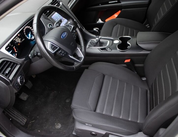 Ford Mondeo Kombi 2,0 l 88 kw