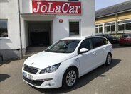 Peugeot 308 Kombi 1,2 l 81 kw