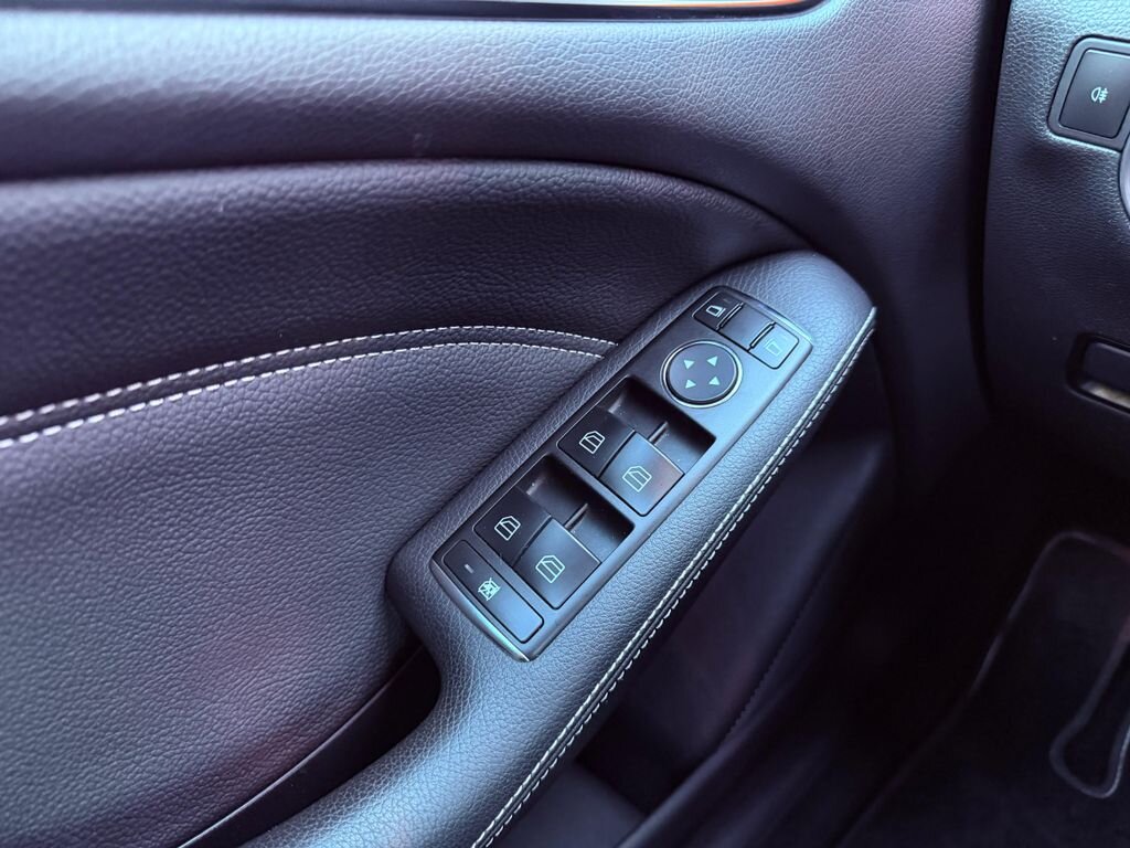 Mercedes-Benz Třídy B Hatchback 0,0 90 kw