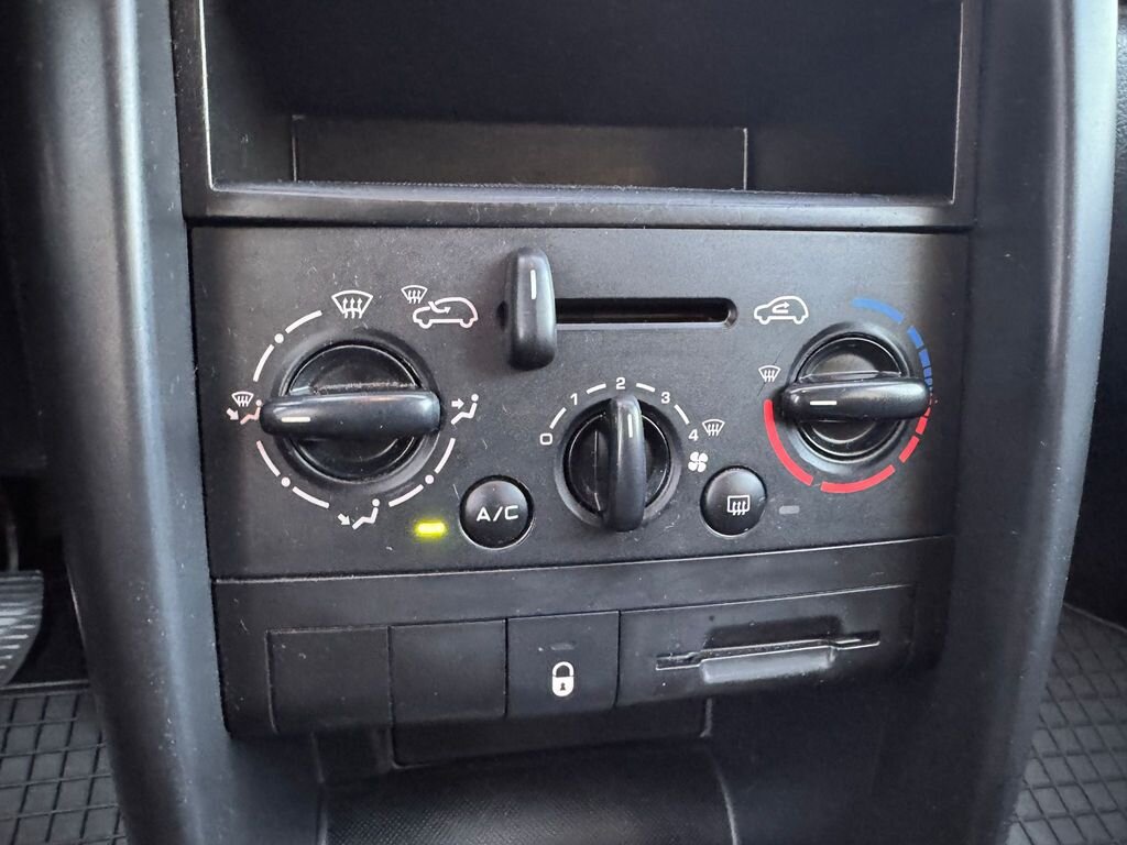 Peugeot 207 Kombi 1,4 l 70 kw