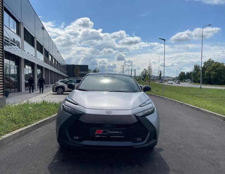 Toyota C-HR 3