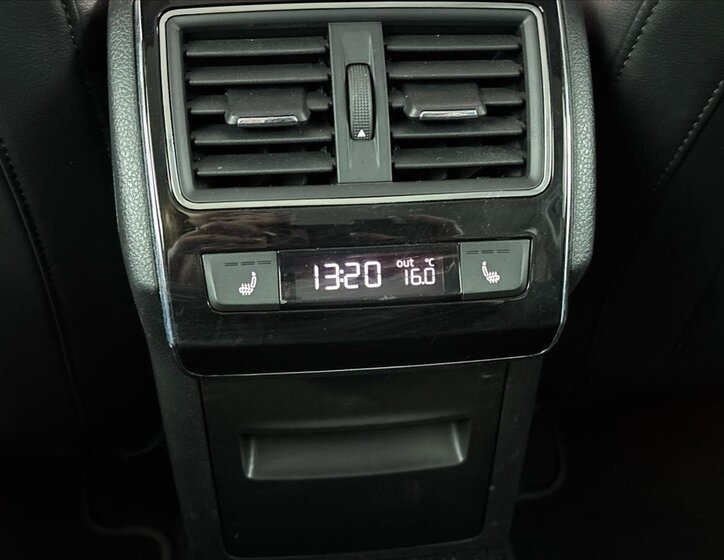 Škoda Superb Kombi 2,0 l 110 kw