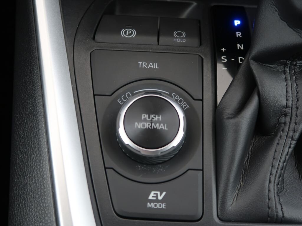 Toyota RAV4 SUV 2,5 l 131 kw