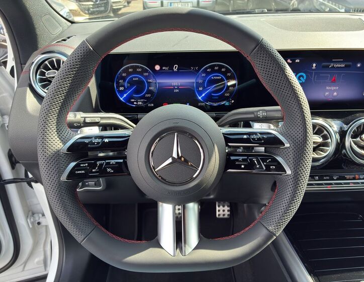 Mercedes-Benz EQA 18