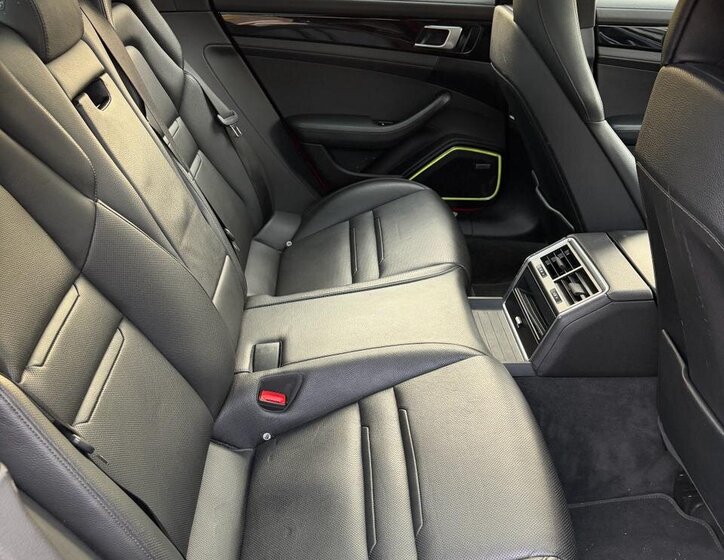 Porsche Panamera Sedan / Limuzína 2,9 l 245 kw