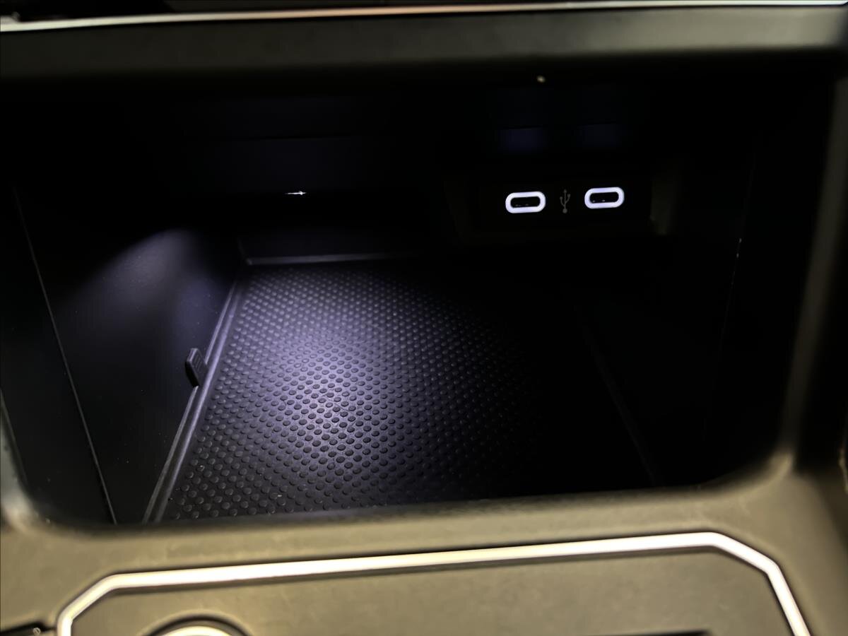 Volkswagen Polo Hatchback 1,5 l 110 kw