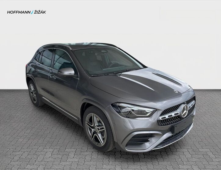 Mercedes-Benz GLA 3