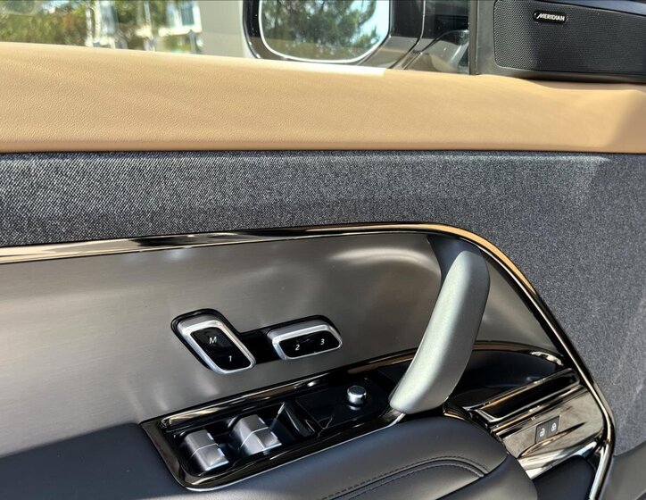 Land Rover Range Rover Sport SUV 3,0 l 221 kw