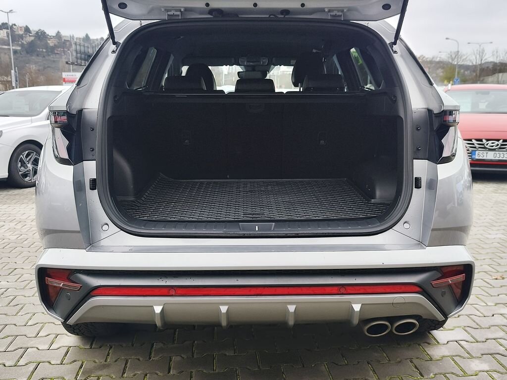 Hyundai Tucson SUV 1,6 l 110 kw