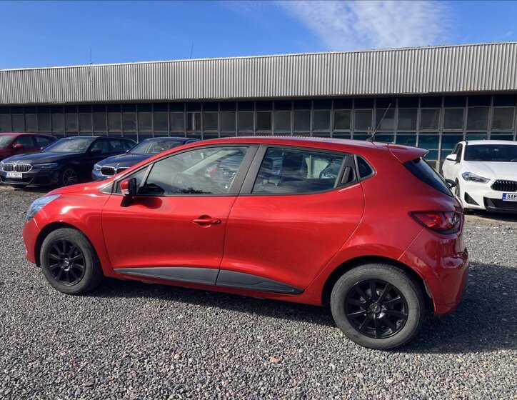 Renault Clio Hatchback 898,0 56 kw
