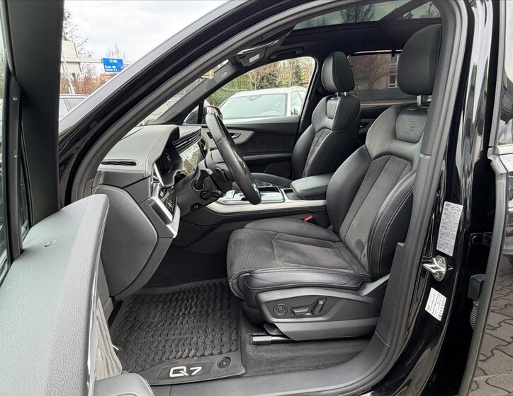 Audi Q7 Kombi 3,0 l 210 kw