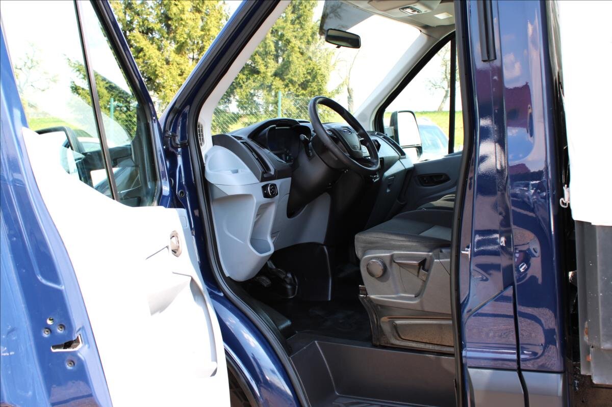 Ford Transit Valník 2,2 l 74 kw