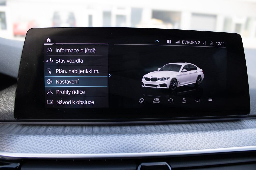 BMW Řada 5 Sedan / Limuzína 2,0 l 185 kw