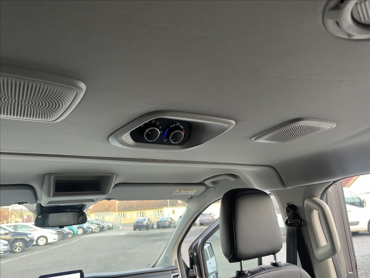 Ford Tourneo Custom Kombi 2,0 l 136 kw