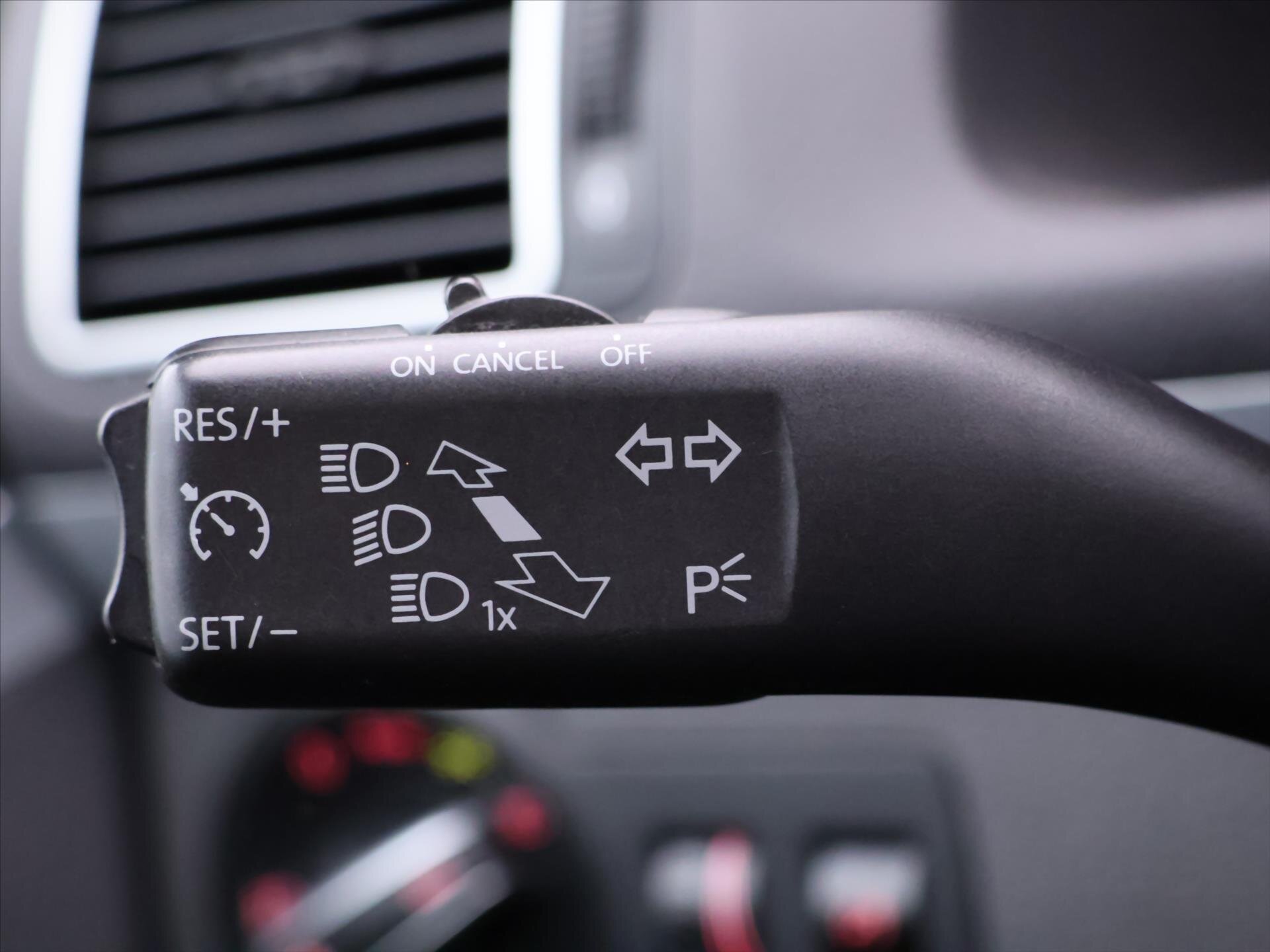 Volkswagen Touran MPV 1,4 l 103 kw