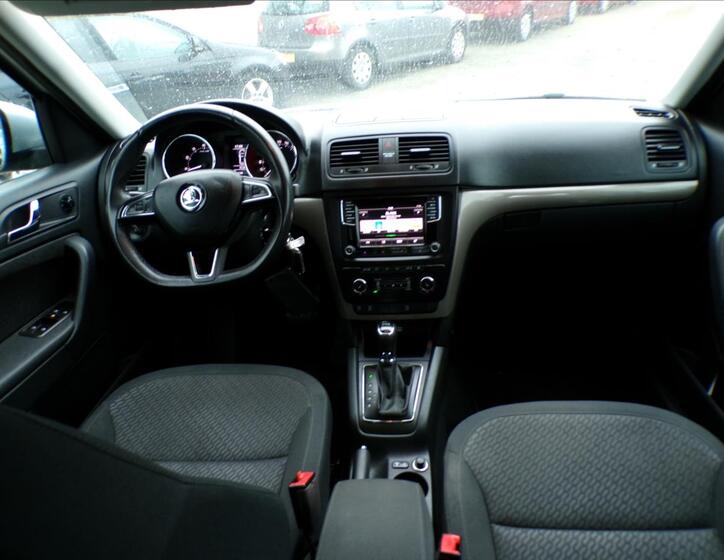 Škoda Yeti 7