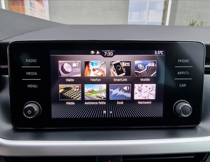 Škoda Scala Hatchback 999,0 70 kw