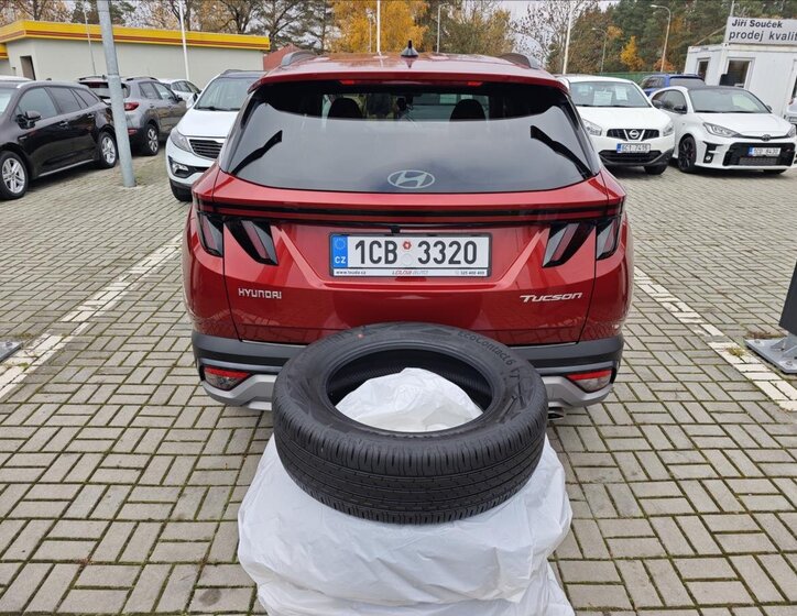 Hyundai Tucson SUV 1,6 l 118 kw