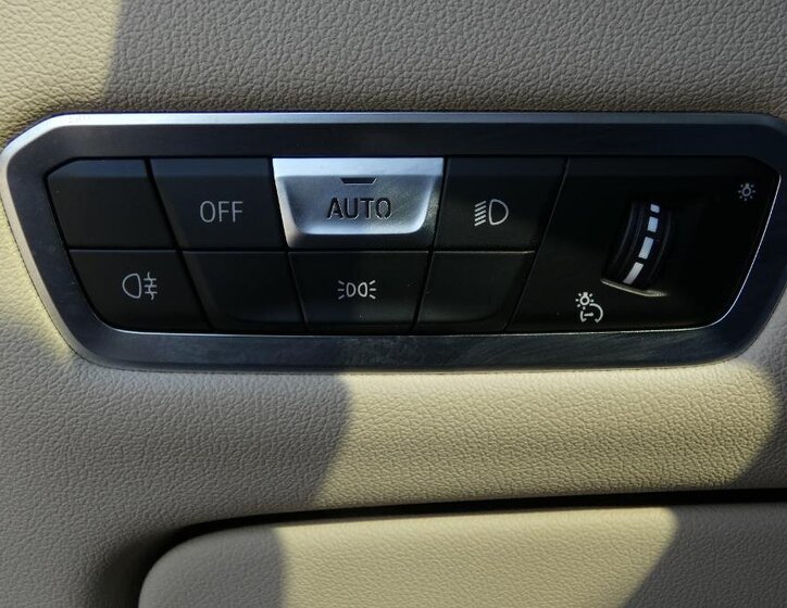 BMW X5 SUV / Terénní 3,0 l 245 kw