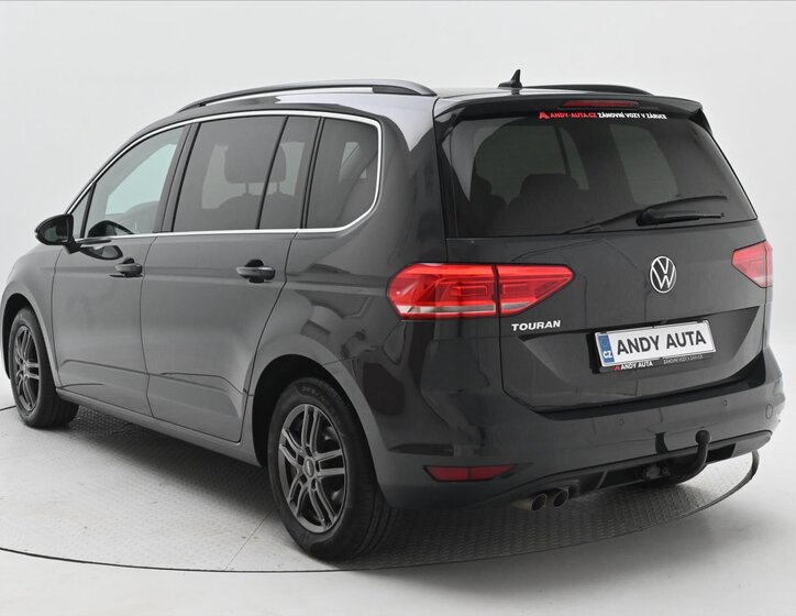 Volkswagen Touran 7