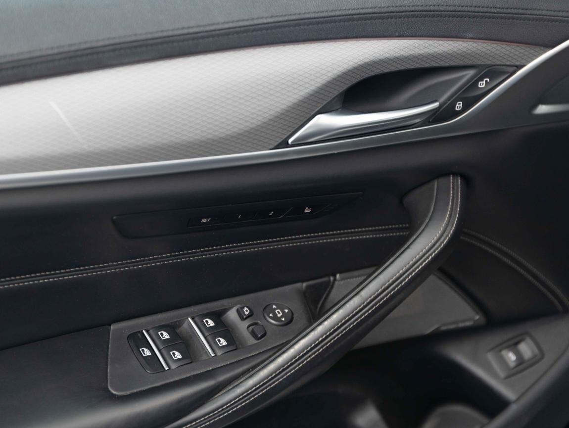 BMW Řada 5 Sedan 3,0 l 195 kw