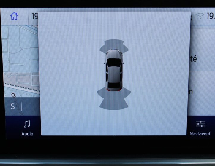 Ford Kuga SUV / Terénní 1,5 l 110 kw