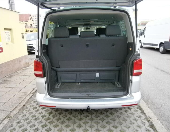 Volkswagen Multivan Kombi 2,0 l 103 kw