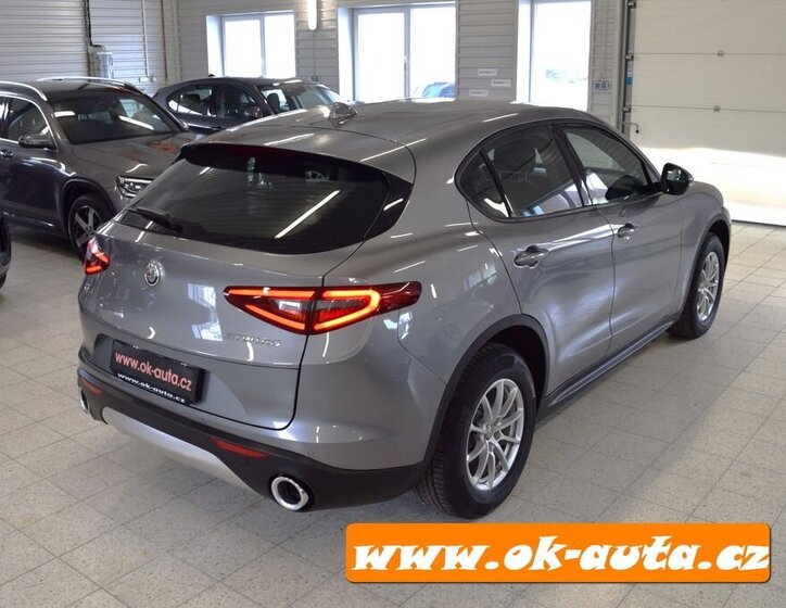 Alfa Romeo Stelvio SUV 0,0 150 kw