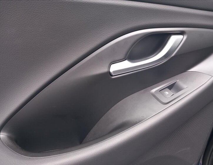 Hyundai i30 Hatchback 1,5 l 103 kw