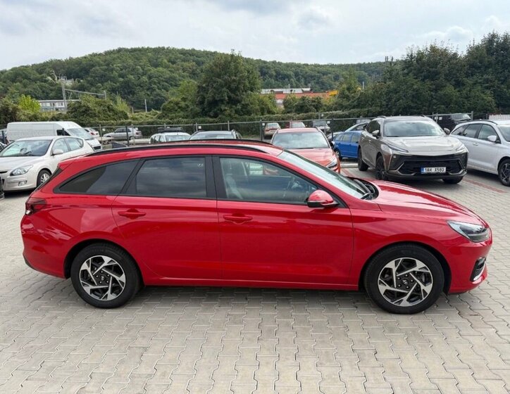 Hyundai i30 Kombi 1,6 l 110 kw