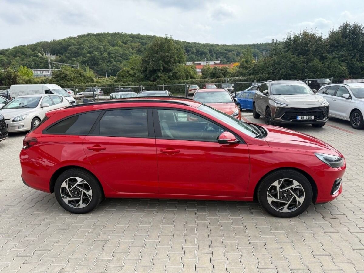 Hyundai i30 Kombi 1,6 l 110 kw