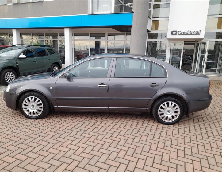 Škoda Superb Sedan / Limuzína 1,9 l 74 kw