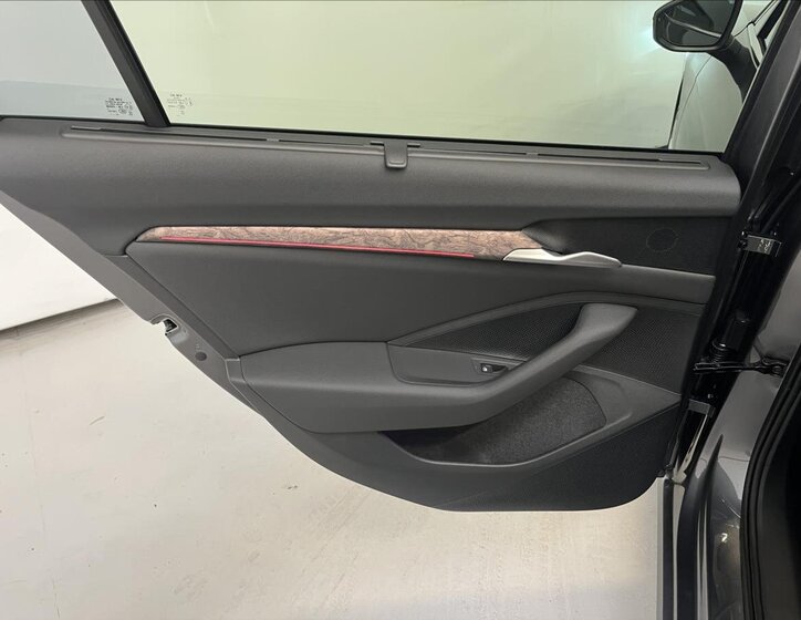 Škoda Superb Kombi 2,0 l 195 kw