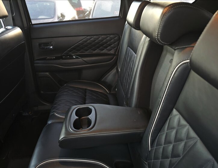 Mitsubishi Outlander 31