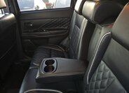 Mitsubishi Outlander 31