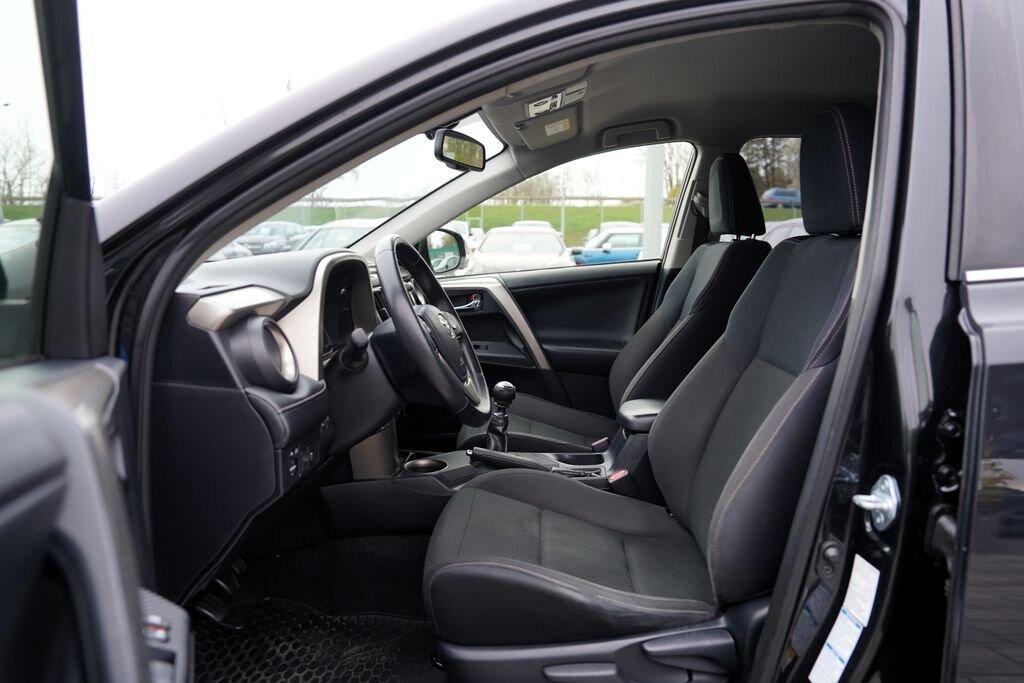 Toyota RAV4 SUV / Terénní 2,0 l 91 kw