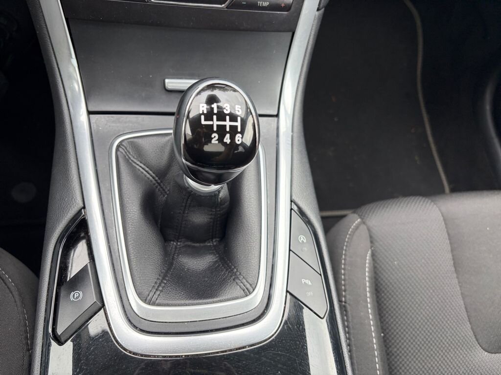 Ford S-MAX MPV 2,0 l 110 kw