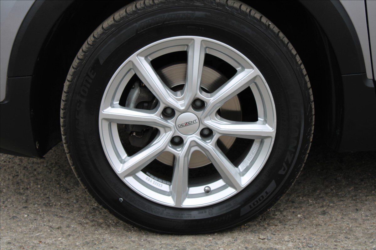 Opel Crossland SUV 1,2 l 96 kw