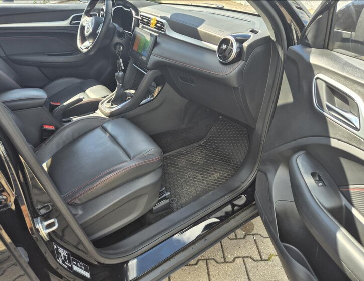 MG ZS Hatchback 1,5 l 78 kw