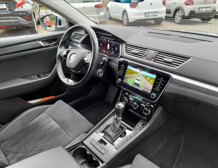 Škoda Superb Kombi 2,0 l 110 kw