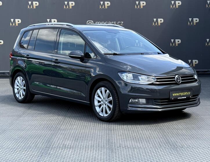 Volkswagen Touran 3