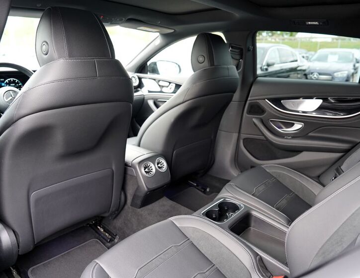 Mercedes-Benz AMG GT 32