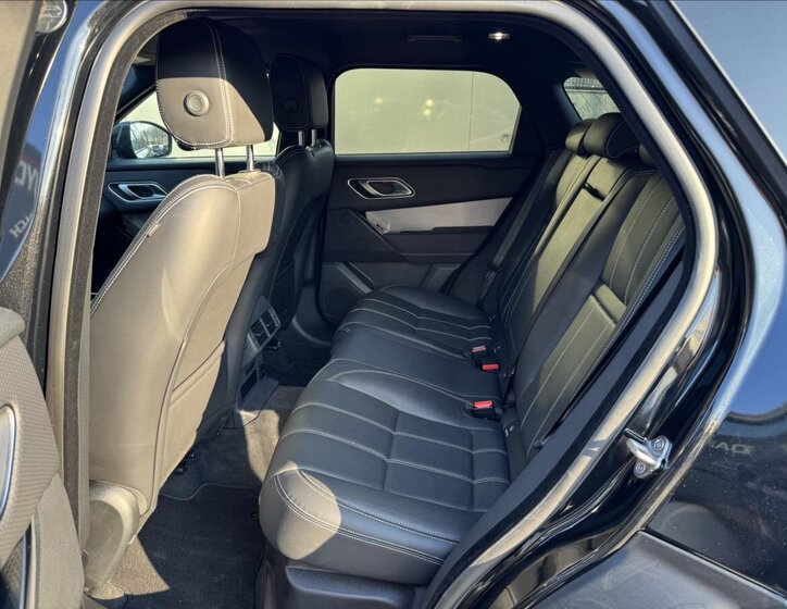 Land Rover Range Rover Velar SUV / Terénní 2,0 l 150 kw