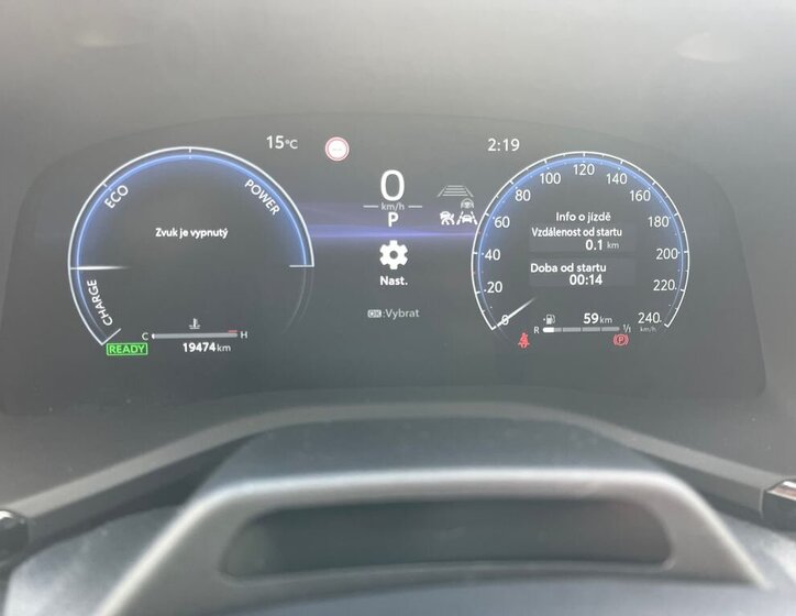 Toyota Camry Sedan / Limuzína 2,5 l 137 kw