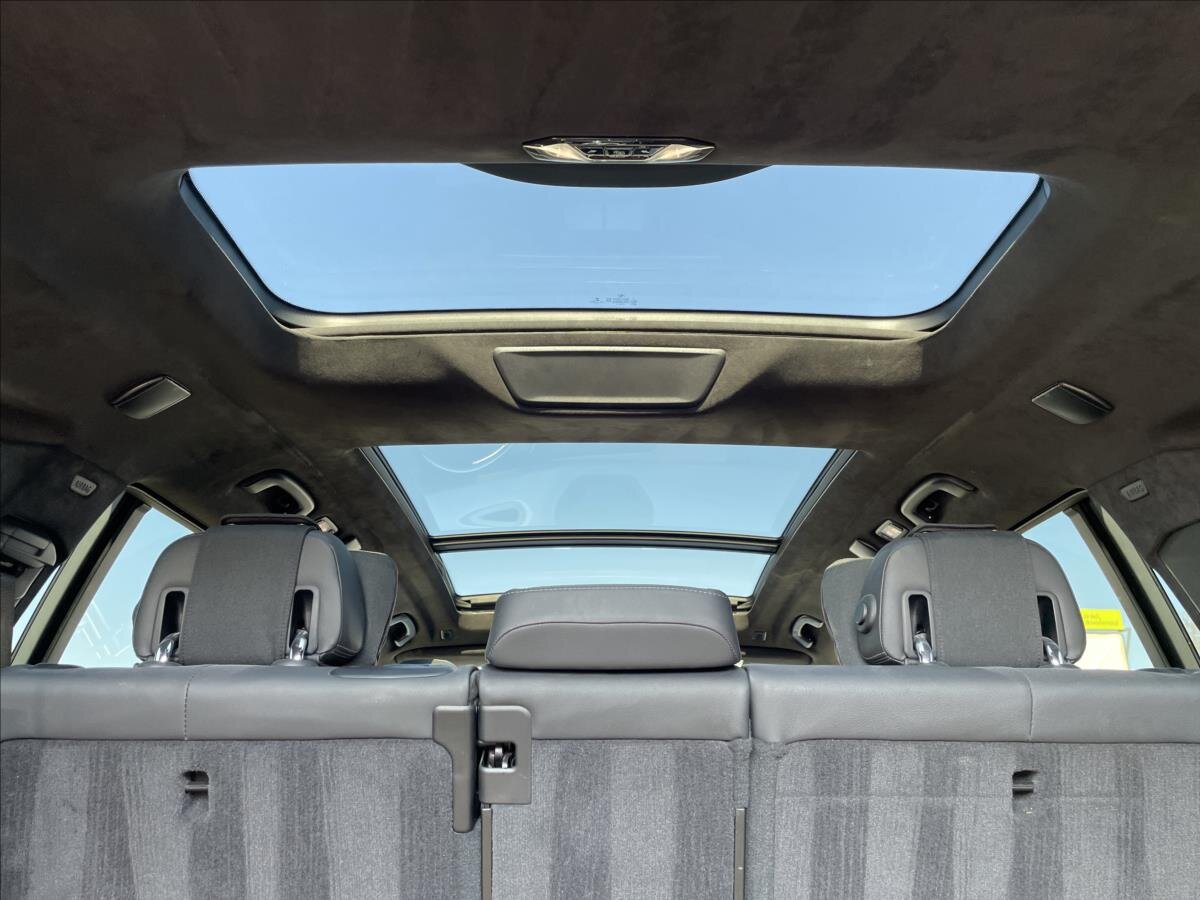 BMW X7 SUV / Terénní 3,0 l 195 kw