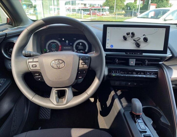 Toyota C-HR SUV 2,0 l 145 kw